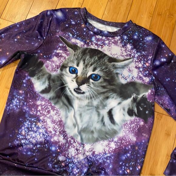 Amazing SuperCat Galaxy Cat Sweatshirt Size Large  Front Back Graphic Top - Picture 3 of 5